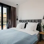 アパートホテル Exclusive Apartments Wroclaw Marina 4*