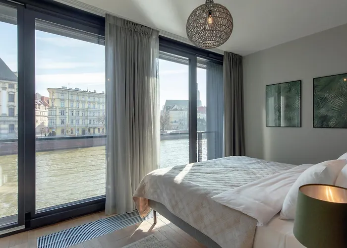 Inqse Marina Aparthotel