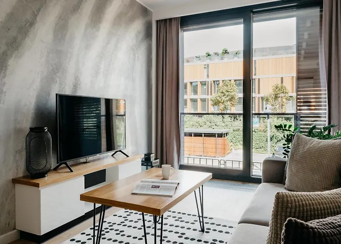 Aparthotel Inqse Marina 4*