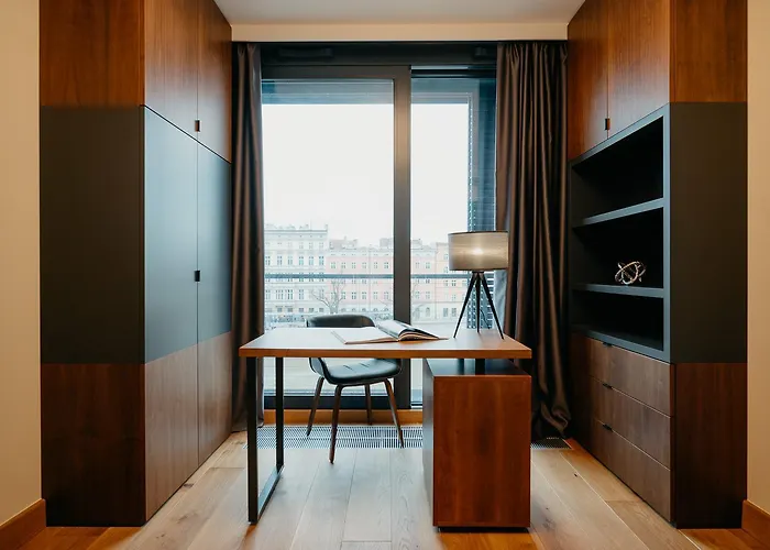 Aparthotel Inqse Marina 4*