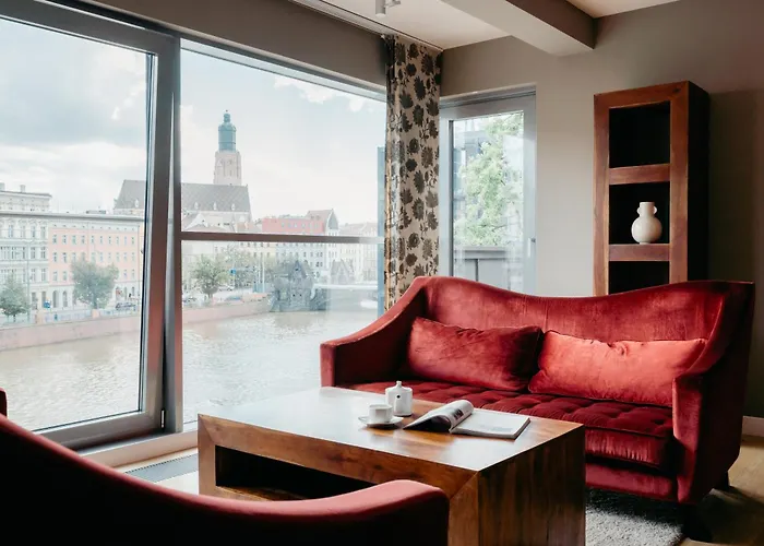 アパートホテル Inqse Marina