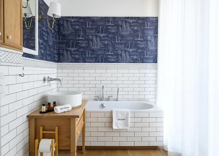 Inqse Marina アパートホテル