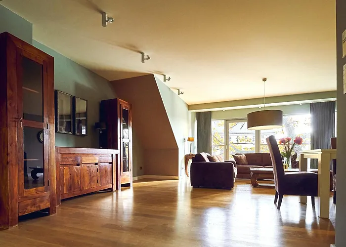 アパートホテル Inqse Marina