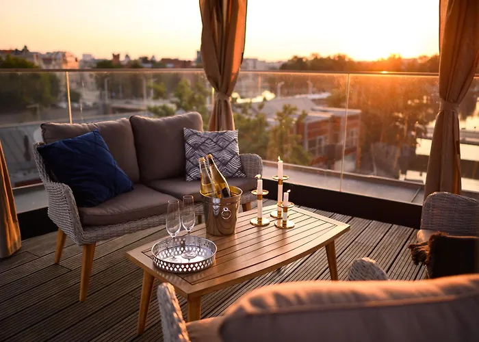 アパートホテル Inqse Marina