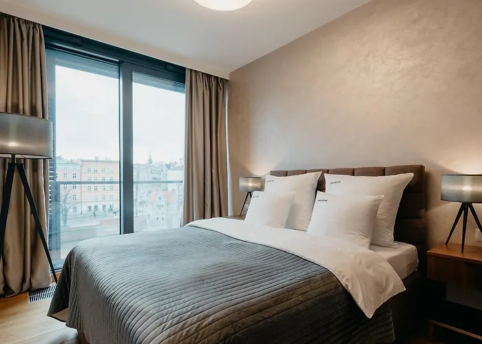 Inqse Marina アパートホテル